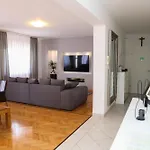 Luno Appartement Kaštela