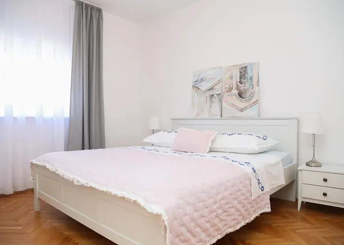 Luno Apartment Kaštela