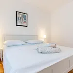 Luno Kaštela