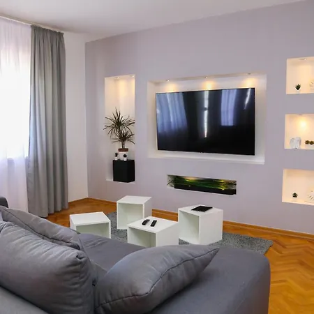 Luno Apartmán *